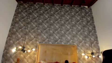 Snapshot of zeusjeff chatting on 01/28/25, 11:49 zeus online show from 01/28/25, 11:49