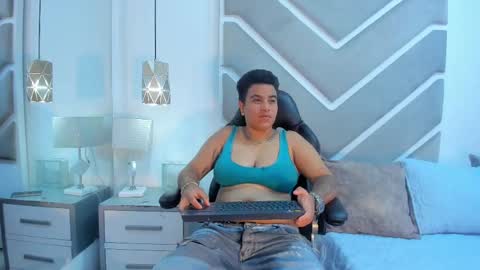 zeussmithh online show from 10/07/25, 01:41