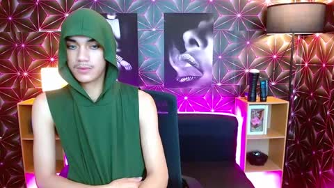 zavier skinny asian online show from 02/06/25, 11:15