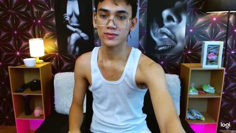 zavier skinny asian online show from 03/09/25, 07:56