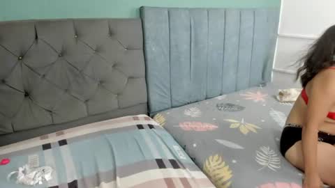 Snapshot of zeynep_20_ chatting on 06/15/26, 06:15 zeynep_20_ online show from 06/15/26, 06:15
