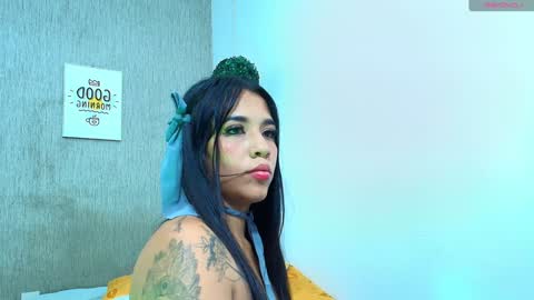 ZHAMIRA  ANDRES online show from 01/12/25, 04:08