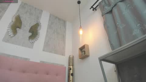 Snapshot of zhamira_21 chatting on 02/01/26, 08:51 ZHAMIRA ANDRES online show from 02/01/26, 08:51