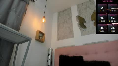 ZHAMIRA  ANDRES online show from 03/20/26, 08:35