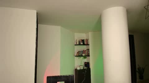 Snapshot of zhara_11 chatting on 11/10/25, 11:09 Zhara online show from 11/10/25, 11:09