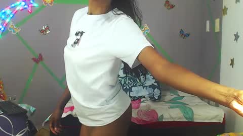 Snapshot of zharick_smithx chatting on 12/25/24, 10:39 zharick online show from 12/25/24, 10:39