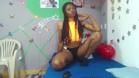 Snapshot of zharick_smithx chatting on 02/26/25, 03:42 zharick online show from 02/26/25, 03:42