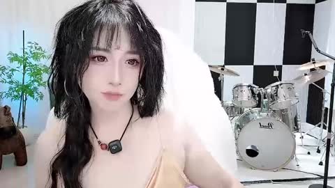 zhen online show from 09/12/25, 02:28