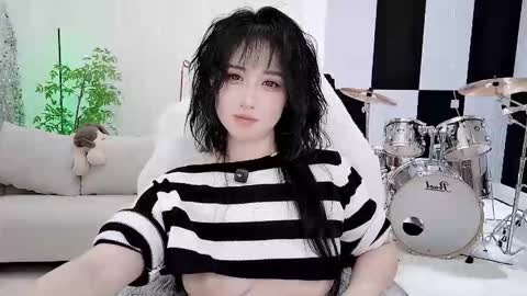 zhen online show from 10/20/25, 02:06