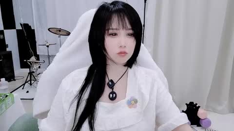 zhen online show from 05/18/26, 01:13