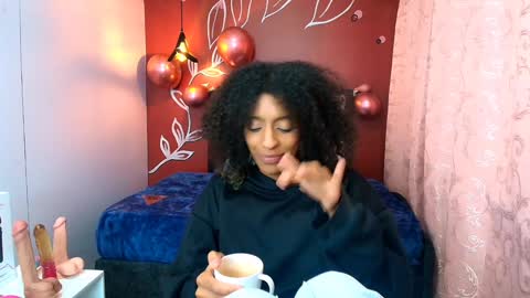 Zia Green online show from 01/25/25, 03:30