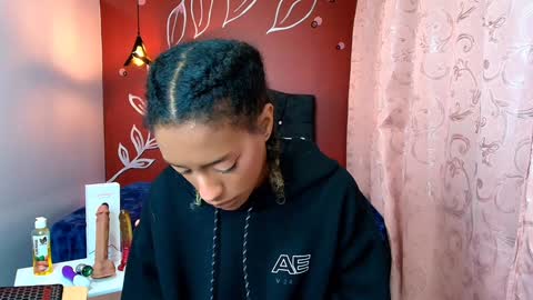 Zia Green online show from 01/30/25, 12:06