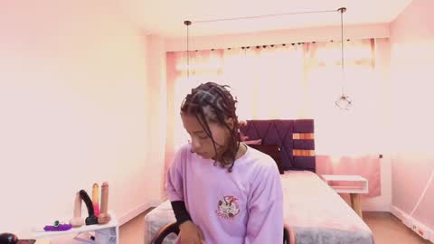 Zia Green online show from 02/05/25, 12:06