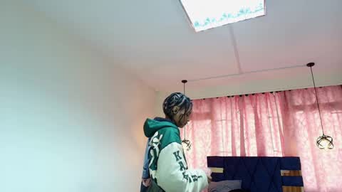 Zia Green online show from 02/06/25, 12:05