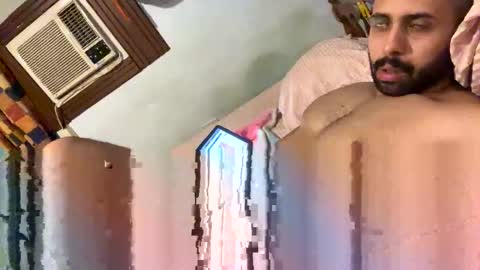 ziadzizi6677 online show from 02/26/26, 12:31