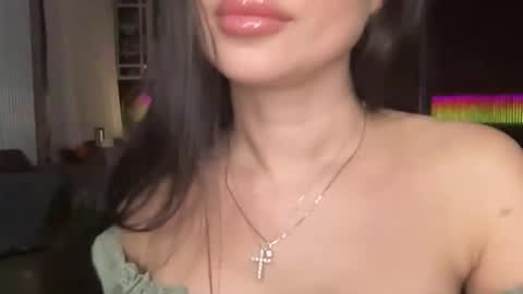 Nensi online show from 11/25/25, 11:16