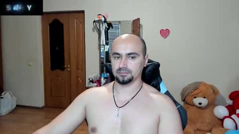 Ziesh online show from 10/28/25, 12:09