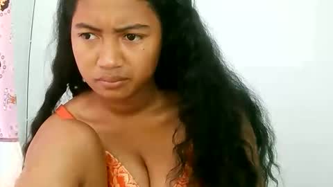 elly online show from 04/22/26, 05:21