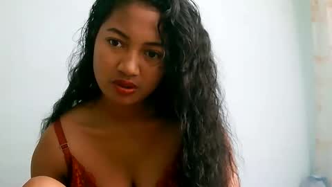 elly online show from 06/07/26, 05:11