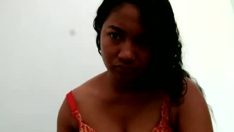 Snapshot of zina479102 chatting on 06/17/26, 05:10 elly online show from 06/17/26, 05:10