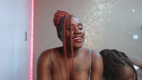 Zinadine online show from 02/15/26, 07:27