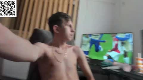 Snapshot of zincky chatting on 03/06/25, 07:32 zincky online show from 03/06/25, 07:32