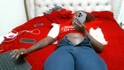 Snapshot of zindzi chatting on 06/30/26, 11:44 Miss Zindzi online show from 06/30/26, 11:44