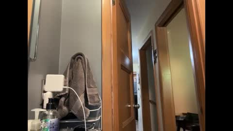 zinger283069 online show from 01/06/25, 09:32