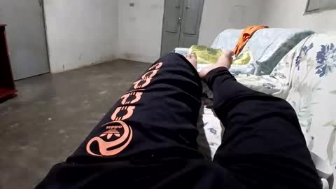 Snapshot of zitojose73 chatting on 10/22/25, 01:28 zitojose73 online show from 10/22/25, 01:28