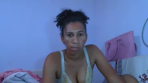 Snapshot of zittaa chatting on 04/05/26, 11:29 zittaa online show from 04/05/26, 11:29