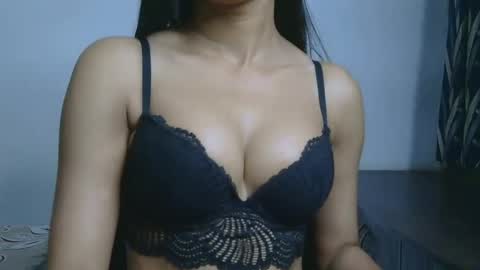Snapshot of ziyaa_1 chatting on 06/23/26, 03:59 Ziyaa online show from 06/23/26, 03:59