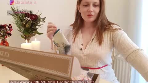 Snapshot of zlatalata chatting on 02/17/25, 07:47 zlatalata online show from 02/17/25, 07:47