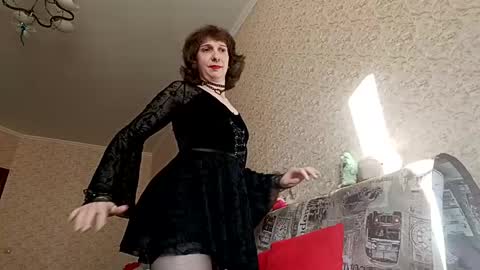 zluchka  online show from 06/04/26, 02:56