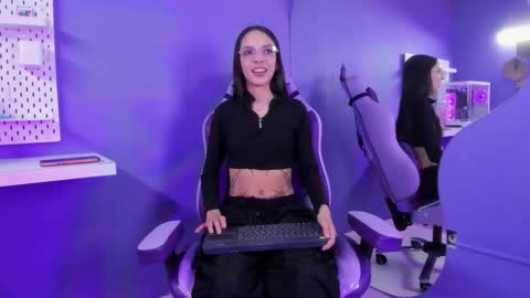 Zoe online show from 03/26/26, 03:56