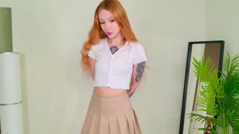 Im Zoe online show from 01/15/26, 05:45