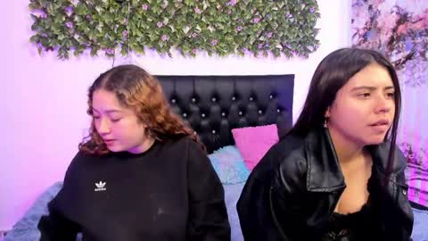 Zoe And Valeria online show from 06/02/26, 02:30