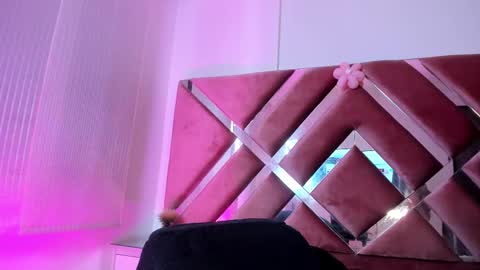 zoe_evaanss_ online show from 03/27/26, 07:57