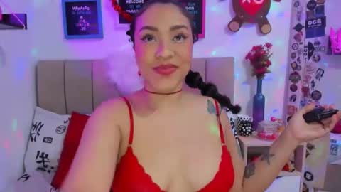 Snapshot of zoe_gruber chatting on 02/13/25, 02:23 Zoe Gruber online show from 02/13/25, 02:23