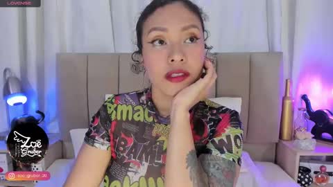 Snapshot of zoe_gruber chatting on 09/13/25, 02:55 Zoe Gruber online show from 09/13/25, 02:55