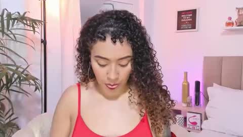 Snapshot of zoe_gruber chatting on 11/19/25, 11:49 Zoe Gruber online show from 11/19/25, 11:49