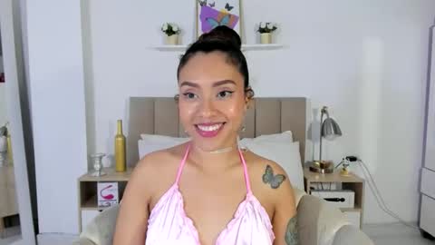 Zoe Gruber online show from 05/15/26, 11:23