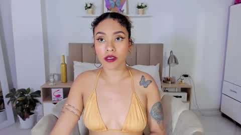 Zoe Gruber online show from 05/31/26, 11:06