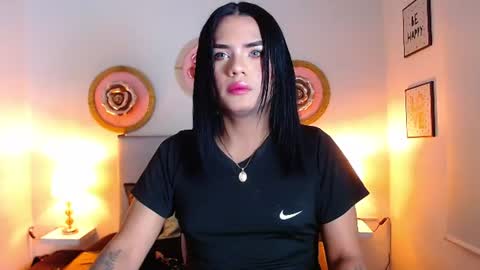 zoe_hecate online show from 07/02/26, 10:21