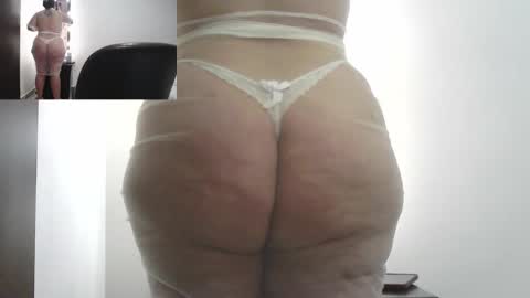 Snapshot of zoe_hotxxx chatting on 02/10/25, 01:55 zoe hotxxx online show from 02/10/25, 01:55