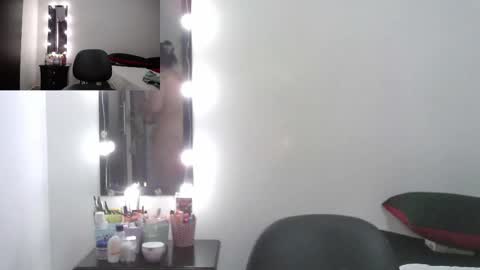 Snapshot of zoe_hotxxx chatting on 02/22/25, 02:19 zoe hotxxx online show from 02/22/25, 02:19