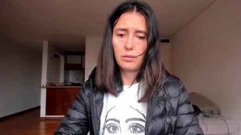 ZOE online show from 10/17/25, 08:33