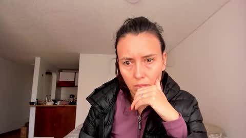 ZOE online show from 11/17/25, 08:36