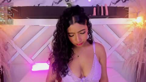 Zoey  online show from 04/02/26, 09:45