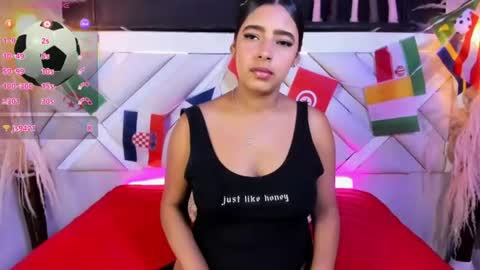 Zoey  online show from 07/08/26, 10:14