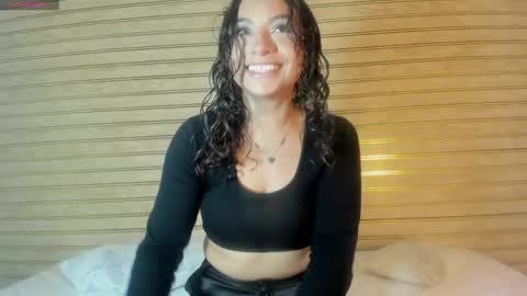 Zoe  online show from 04/08/26, 01:55